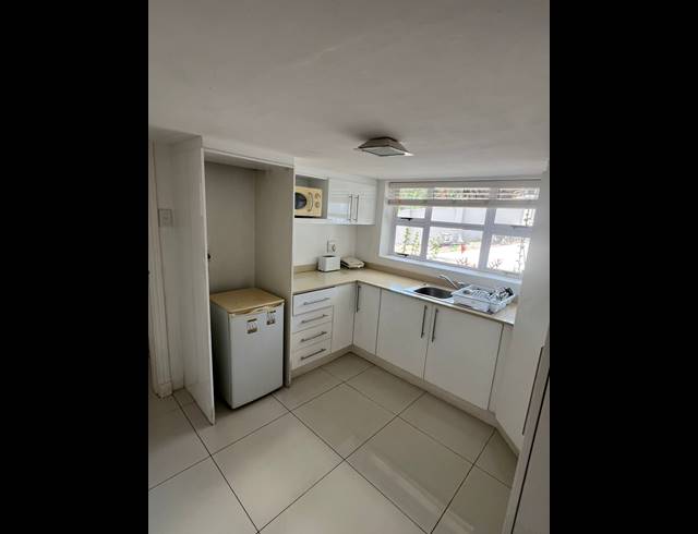 2 BEDROOM ROOM RENTED IN WESTVILLE